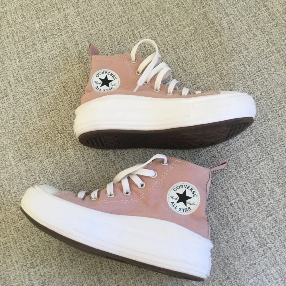 Converse Platform High Top Sneakers - Blush Pink & White